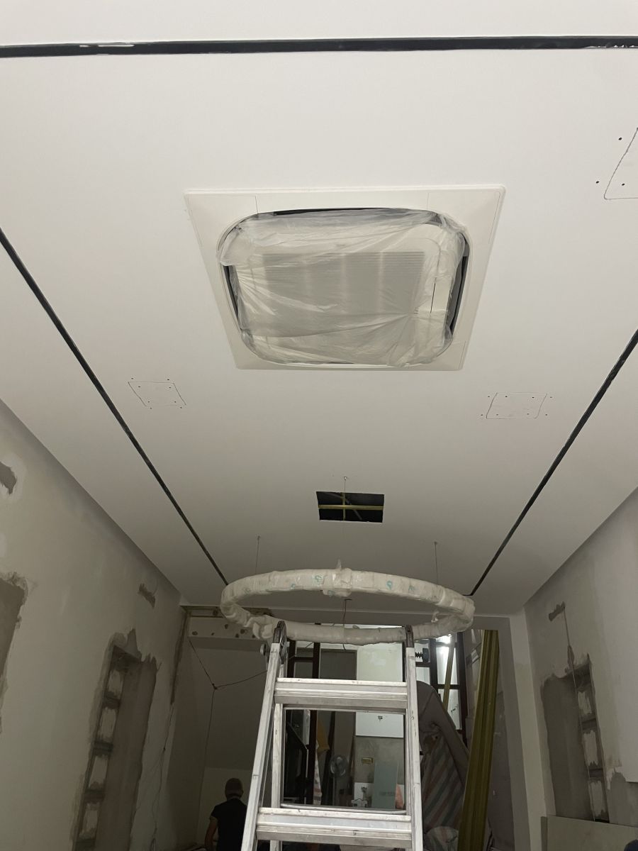 lắp đặt máy lạnh Daikin âm trần